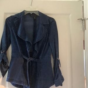 White House black market 00 petite denim jacket